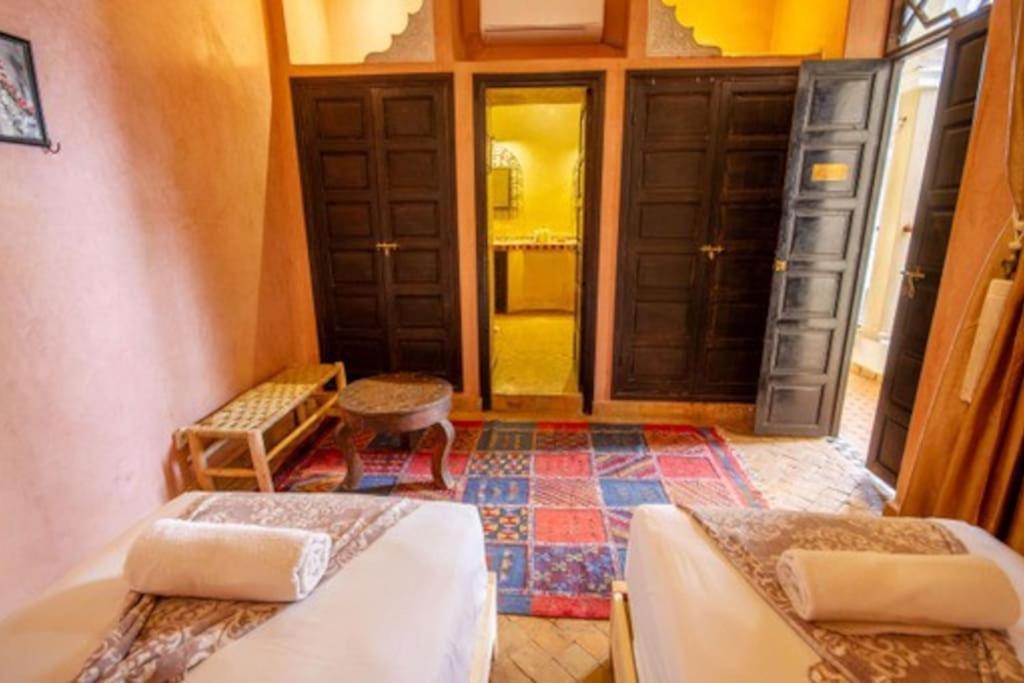 Villa Riad En Exlusivite A 5Min De La Place Jamaa El Fna à Marrakesh Extérieur photo