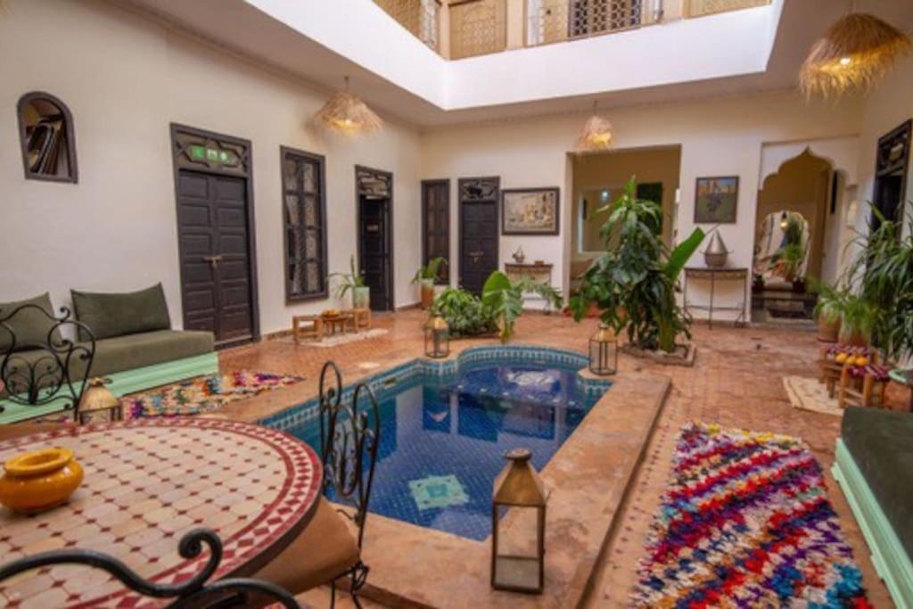 Villa Riad En Exlusivite A 5Min De La Place Jamaa El Fna à Marrakesh Extérieur photo