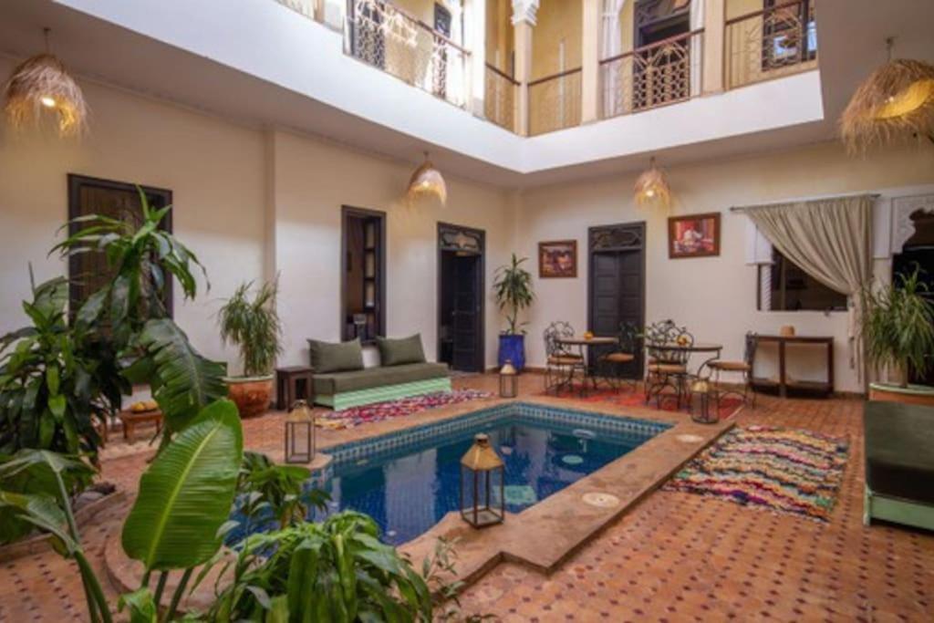 Villa Riad En Exlusivite A 5Min De La Place Jamaa El Fna à Marrakesh Extérieur photo